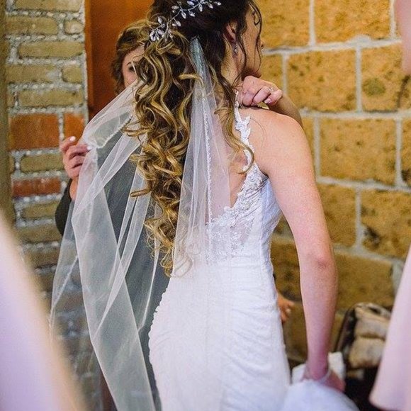 Helena Rebecca Ingram Wedding gown dress size 4 - Picture 4 of 13